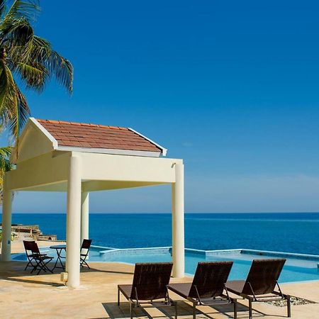 Ocho Rios Penthouse At Whispering Seas Apartment Bagian luar foto