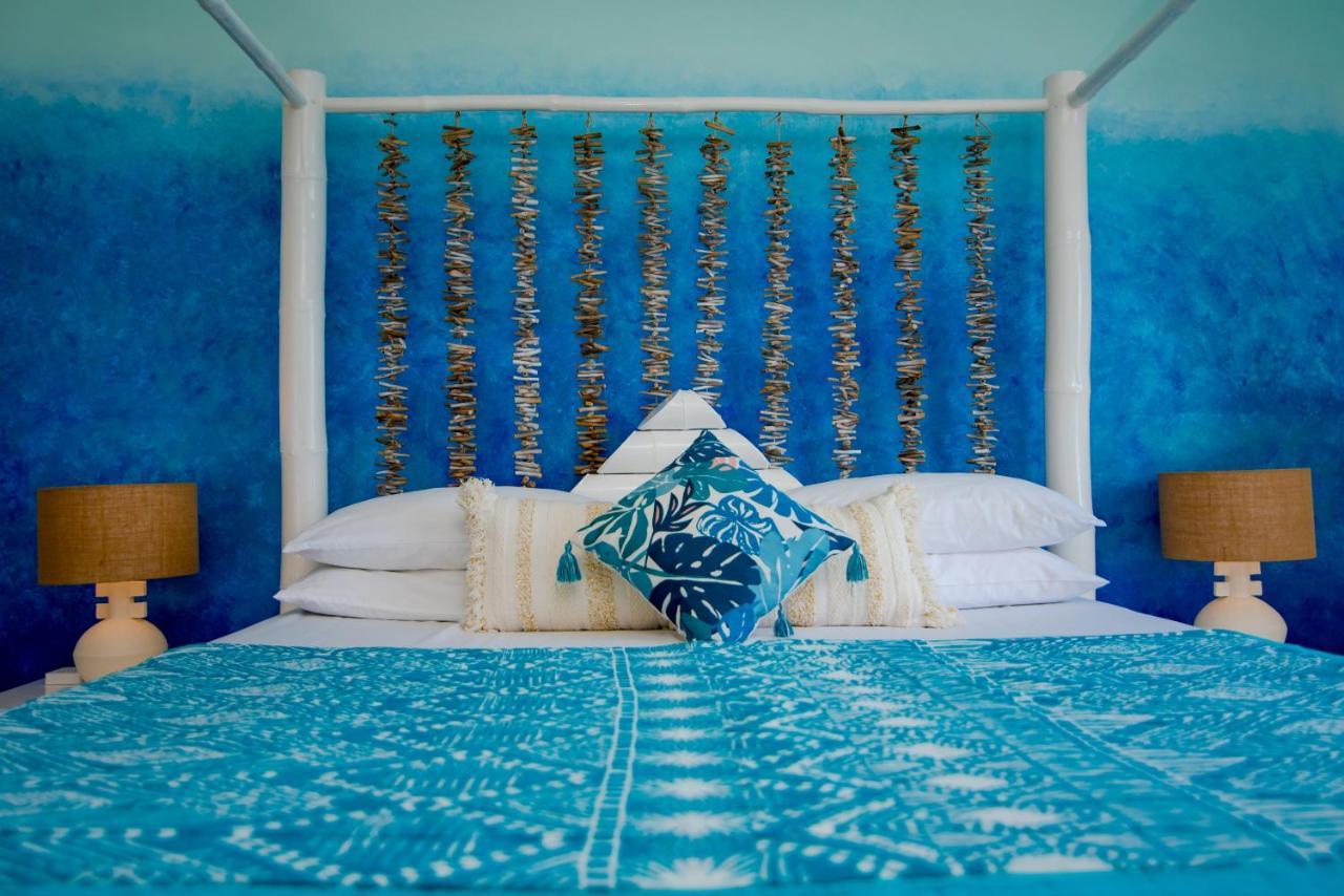 Ocho Rios Penthouse At Whispering Seas Apartment Bagian luar foto