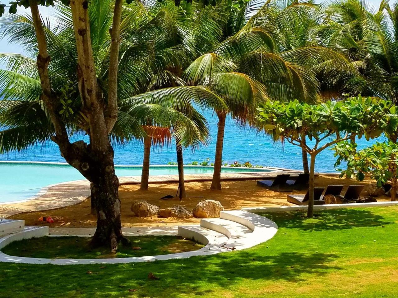 Ocho Rios Penthouse At Whispering Seas Apartment Bagian luar foto